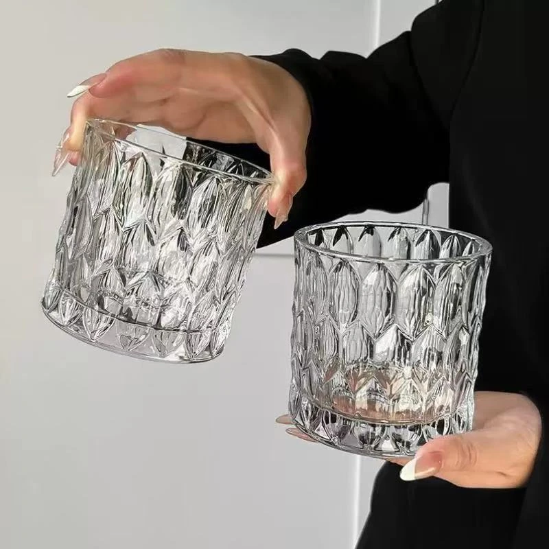 拍一发二轻奢复古菱格纹水晶玻璃杯大容量高级感咖啡杯
