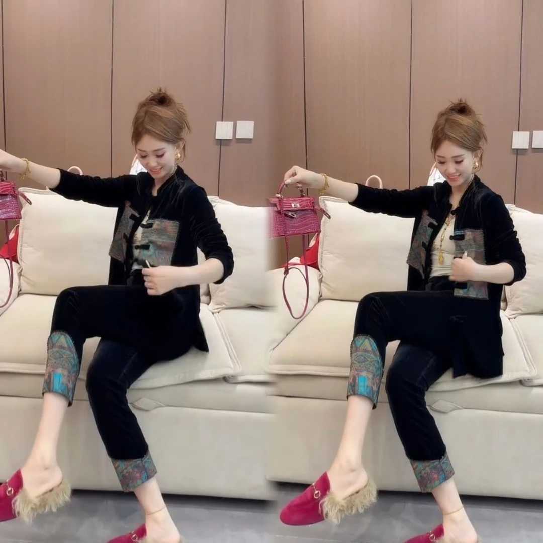 高品质新中式国风两件套2025秋季新款显瘦百搭盘扣丝绒上衣九分裤