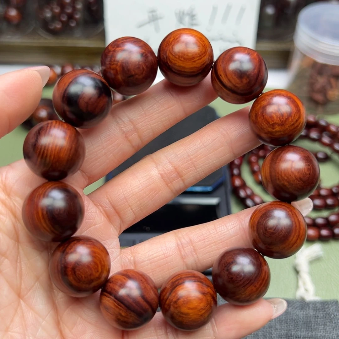 降真香其他海南红降1.8顺纹土埋虫漏瑕疵。