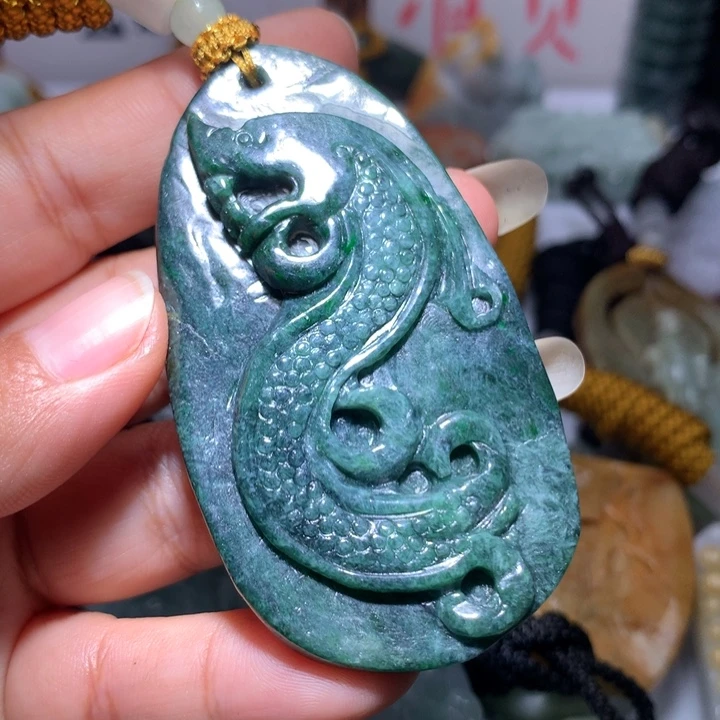 翡翠未镶嵌颈饰保真天然A货翡翠