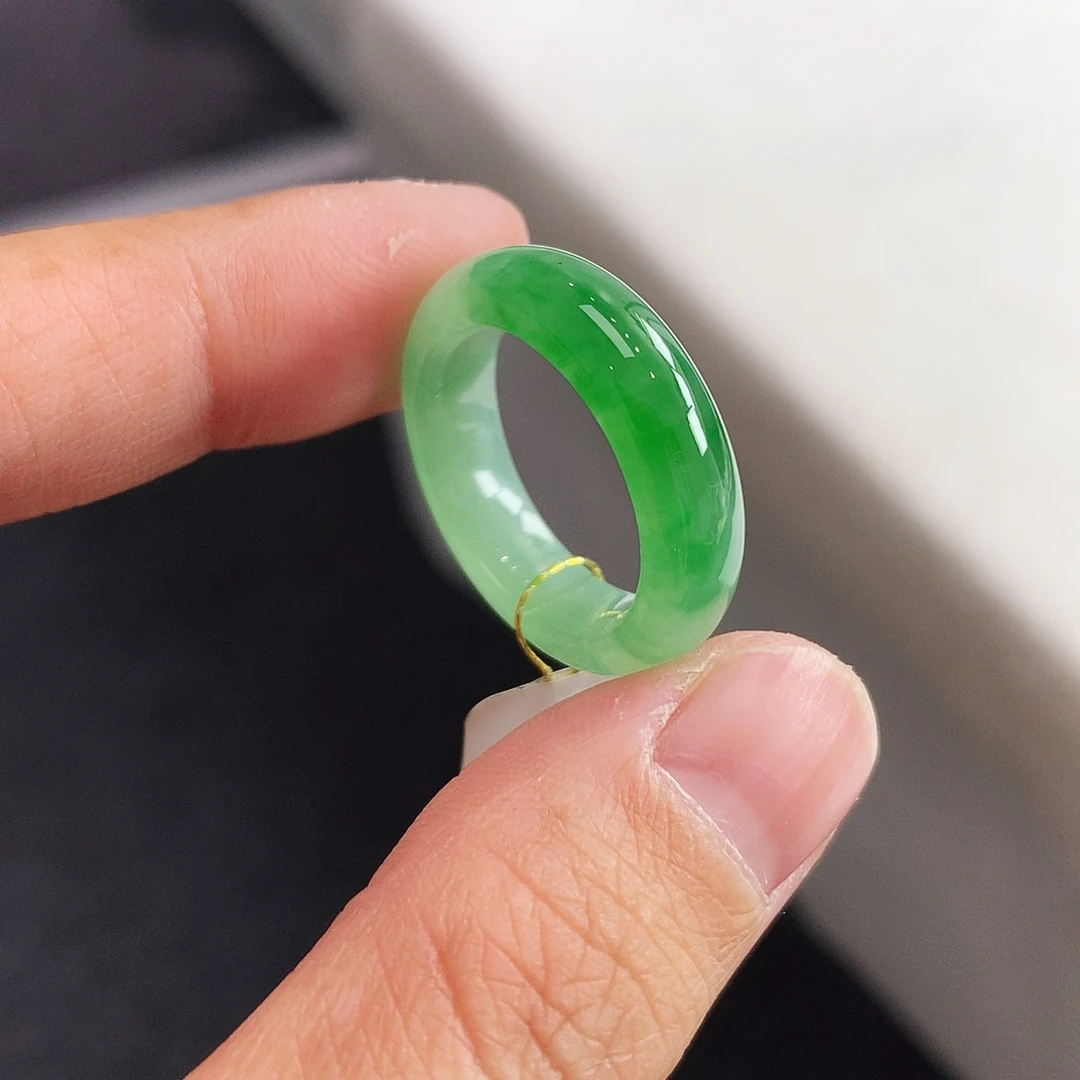 翡翠未镶嵌戒指15号