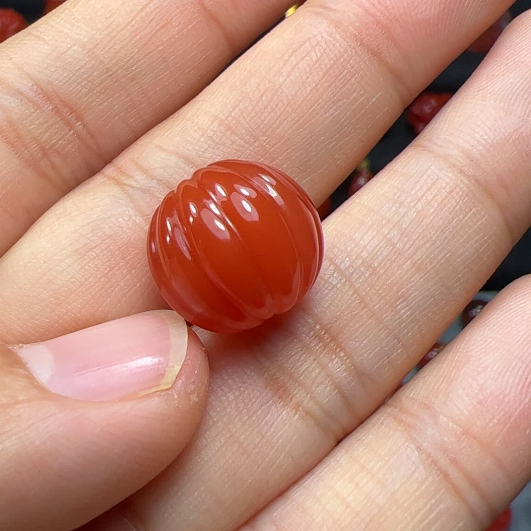 南红玛瑙珠子未镶嵌
