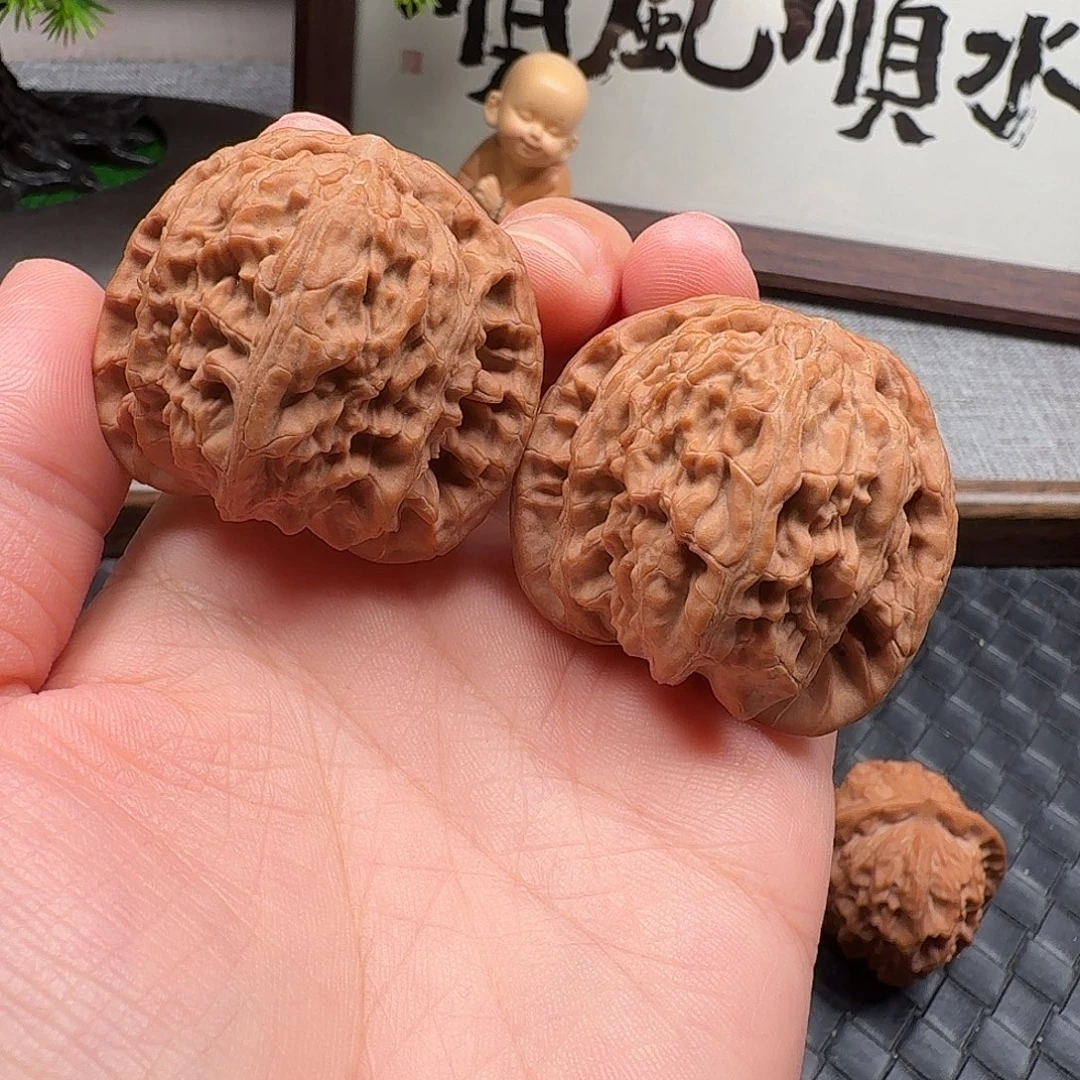 核桃全品红皮白狮子42