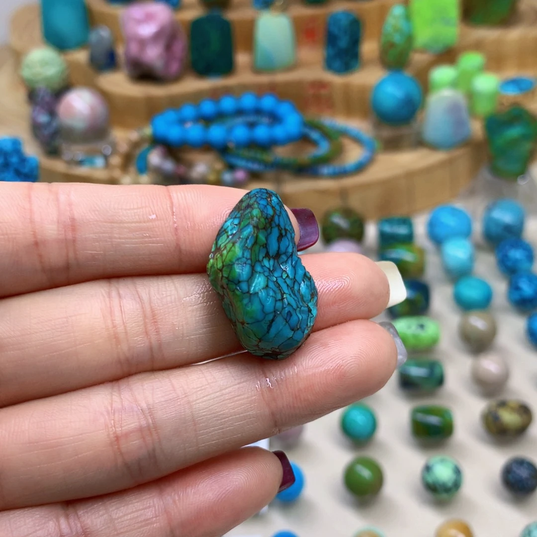 绿松石未镶嵌三彩随行