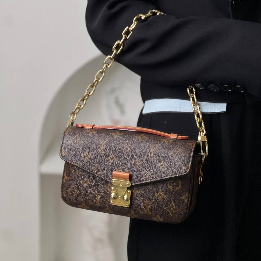 95新 LouisVuitton/路易威登 LV 新款小邮差/严选