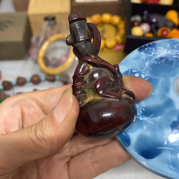 瓷中古工艺品一件