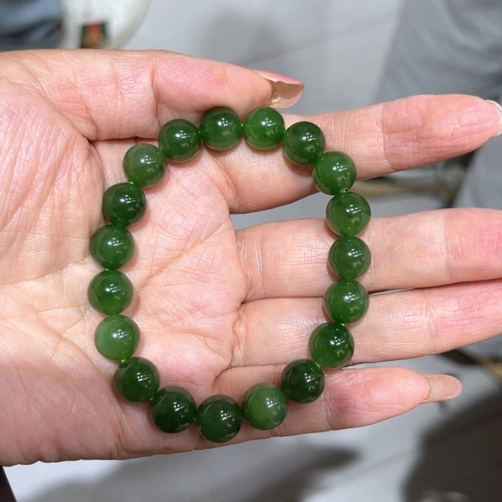 手串未镶嵌和田玉南****衣