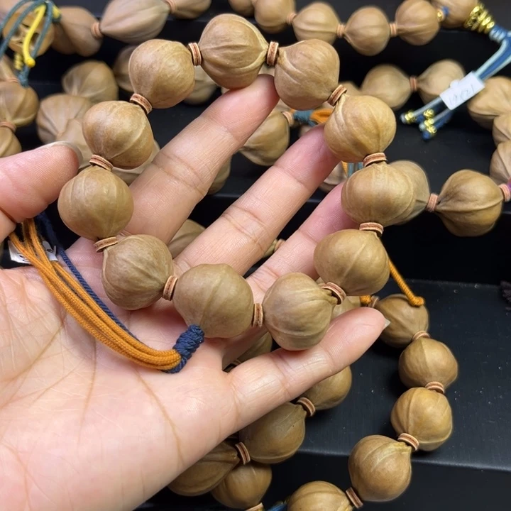 夜***.手串/手链橄榄核2.0*2.0