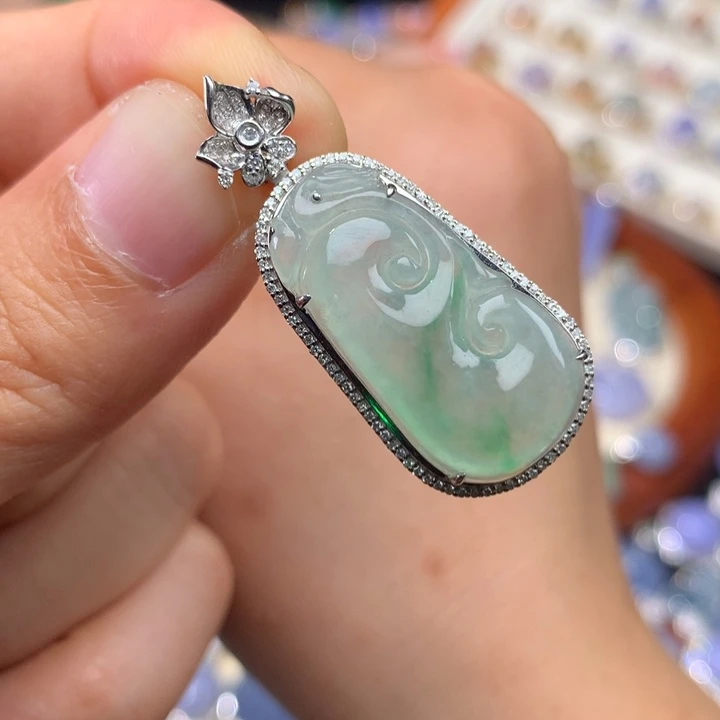 翡翠18K金镶嵌吊坠(不含链)