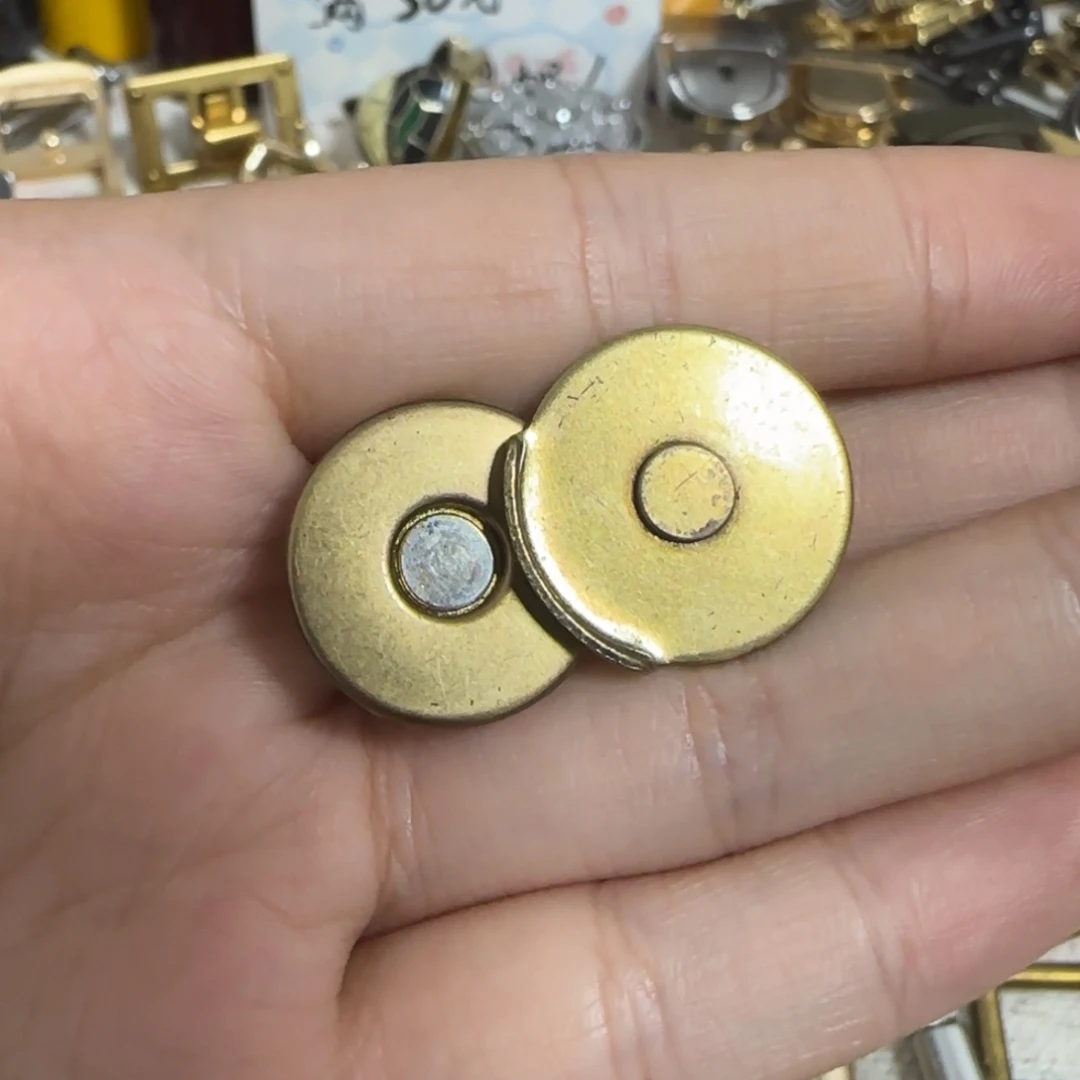 1.8卡脚磁吸10元10套