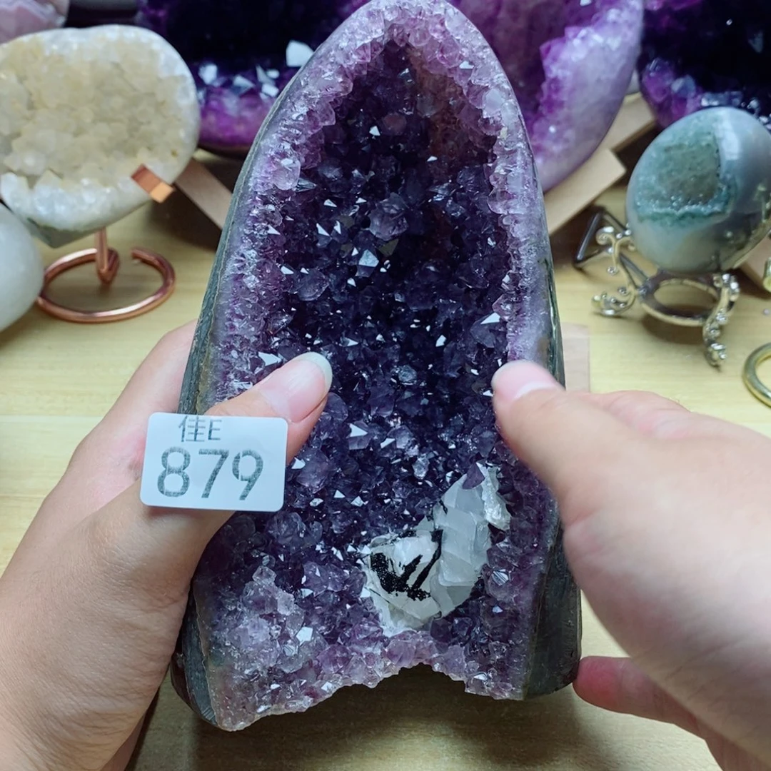 未镶嵌水晶大型摆件（非配饰）