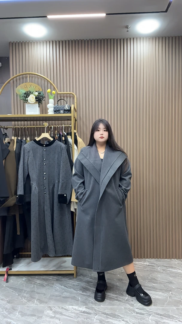 （莉莉家）大码女装长款翻领直下摆毛呢外套时尚显瘦大衣