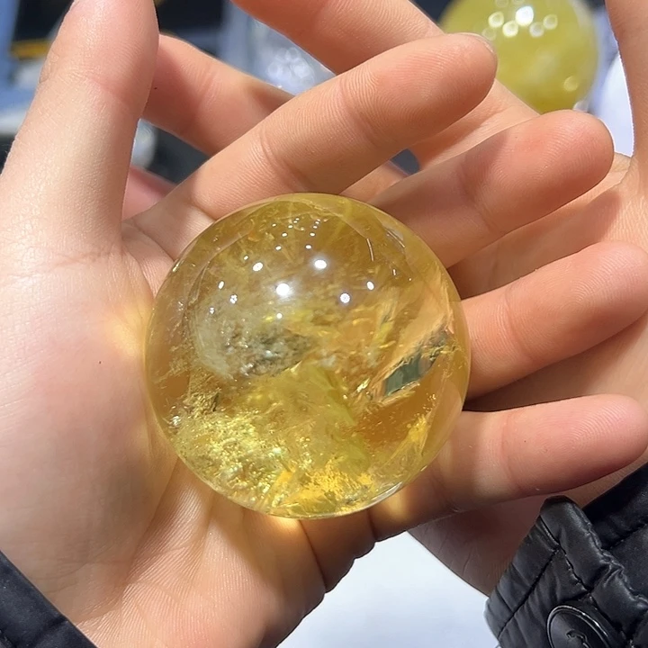 黄晶天然水晶球未镶嵌