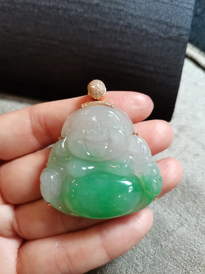 翡翠a货佛公吊坠