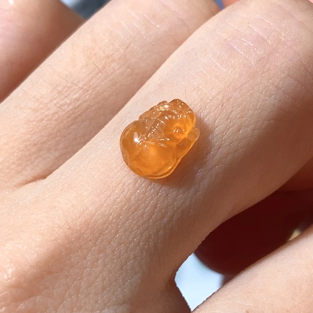 定制翡翠未镶嵌翡翠9.3×7.3×3.1