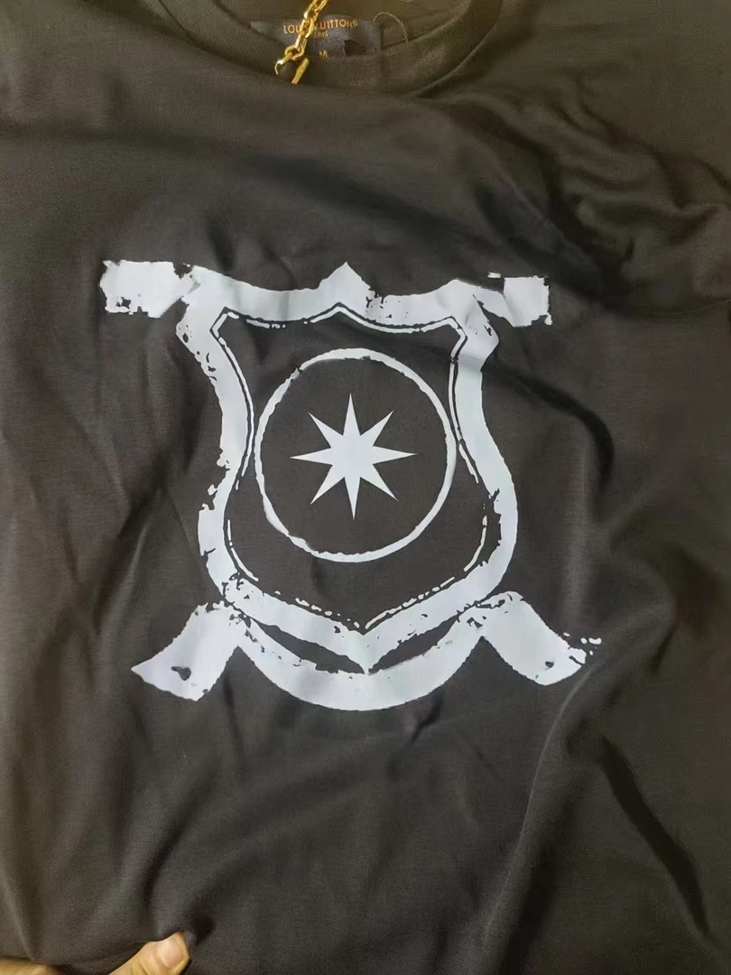 A371勋章马黑色短袖2