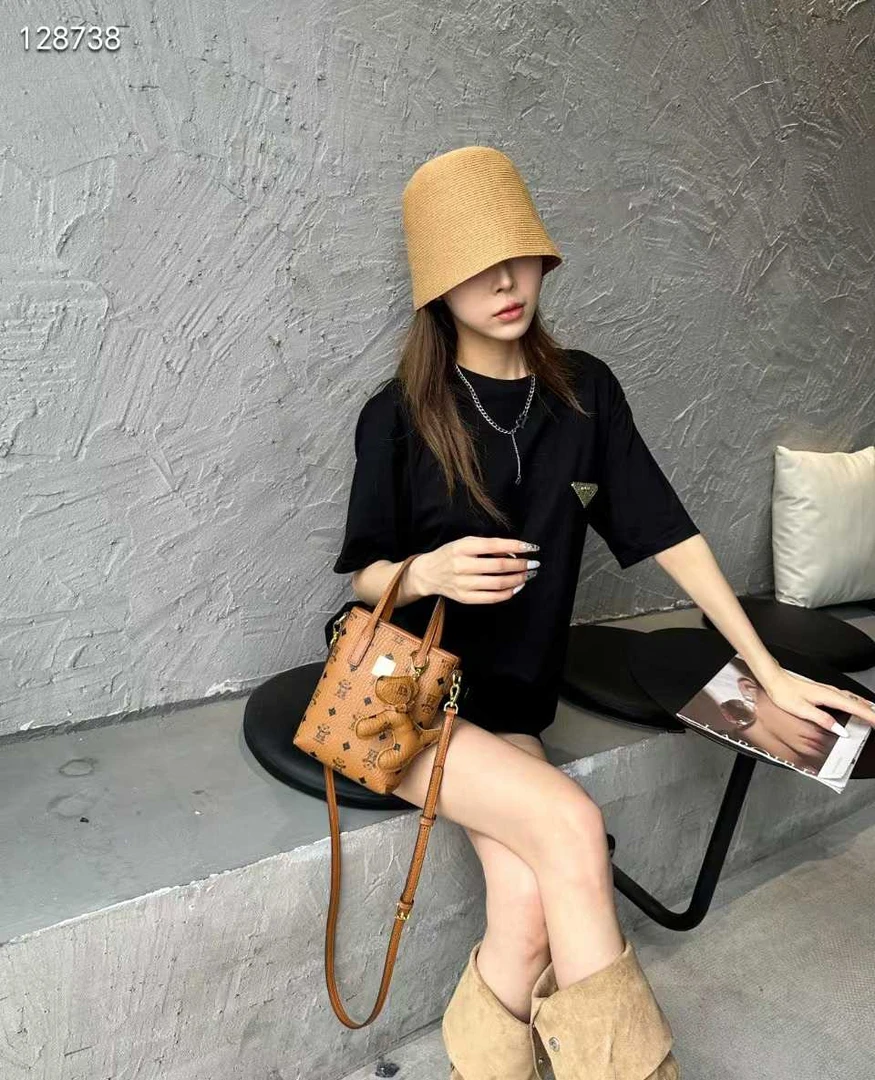 女士包手机包时尚女士大号经典波士顿单肩中号肩包百搭复古印花