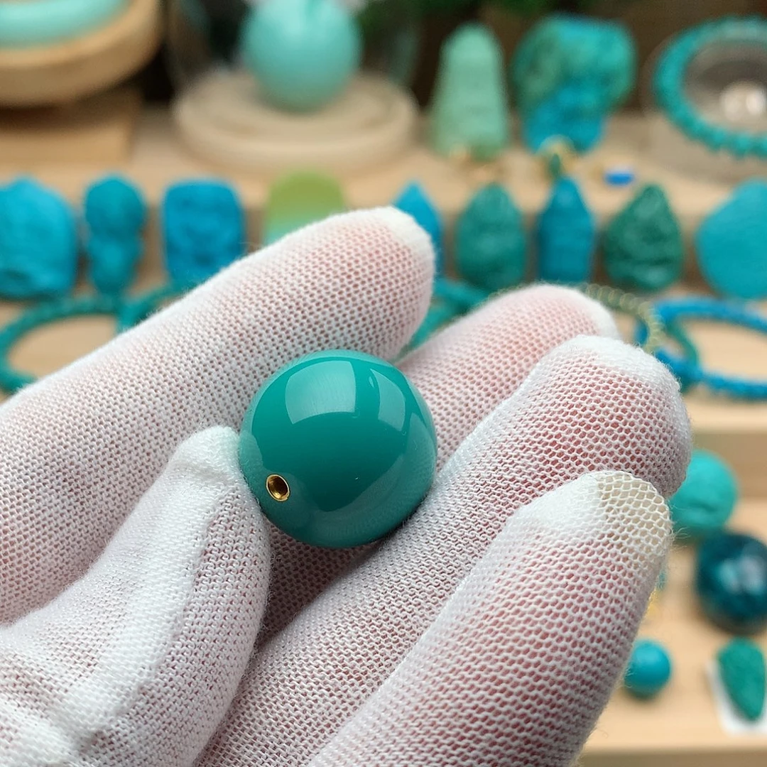 绿松石未镶嵌珠宝奇石