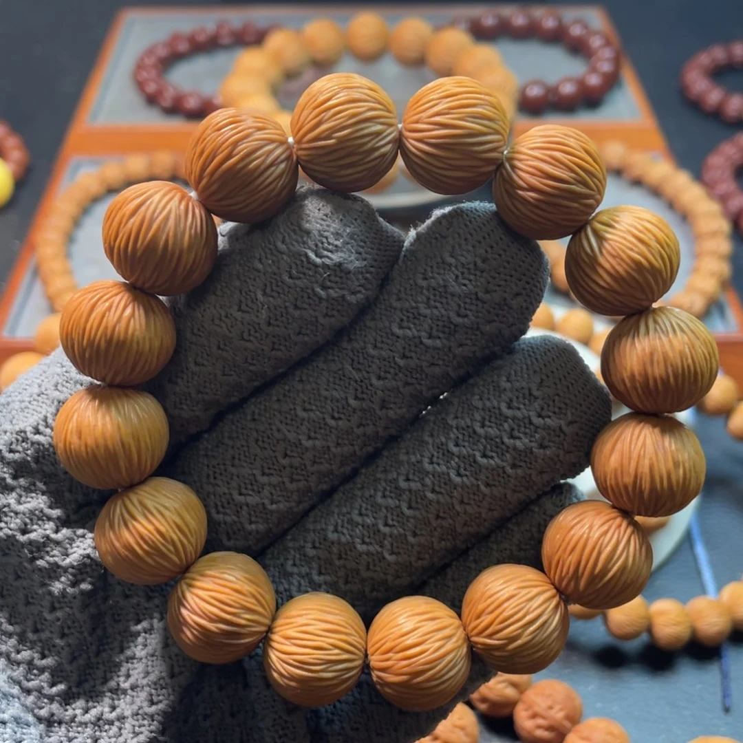 猴头核桃手串棒*糖金丝16