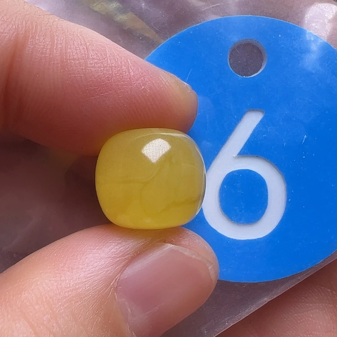 蜜蜡未镶嵌珠宝奇石12.4m m