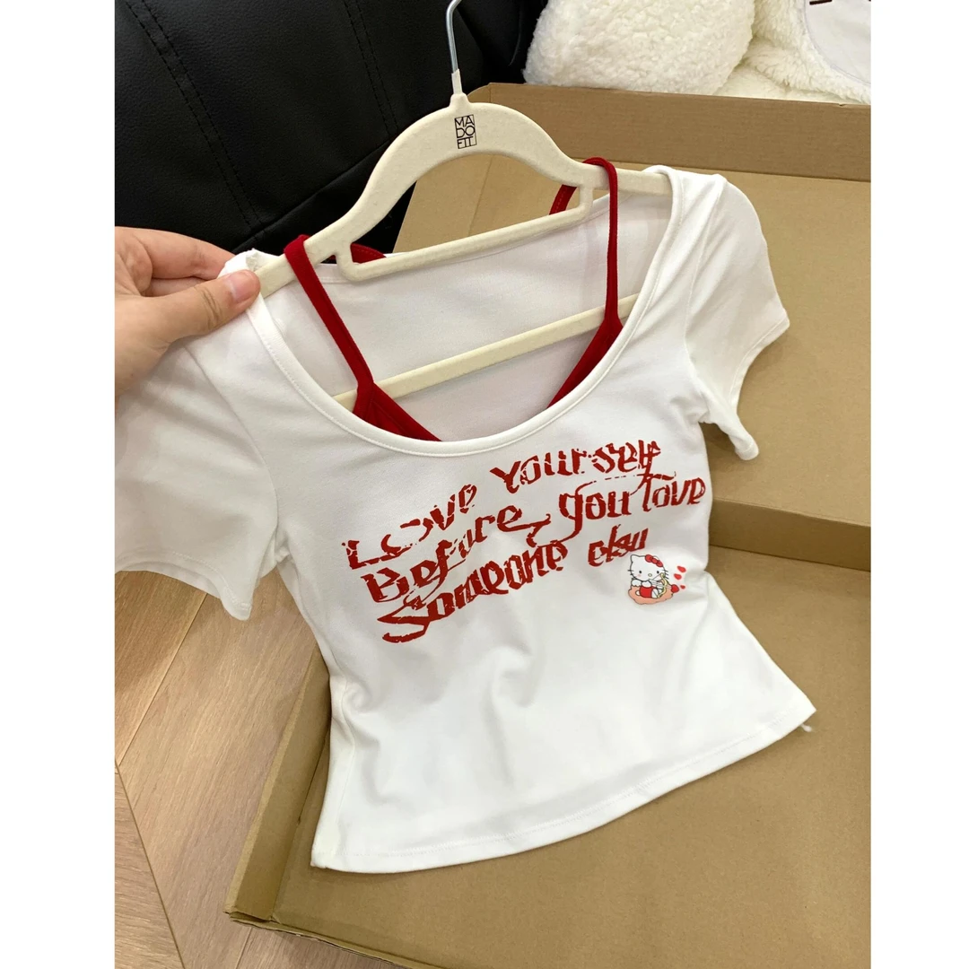 Kitty猫印花假两件短袖T恤女夏季新款设计感带胸垫收腰显瘦上衣潮