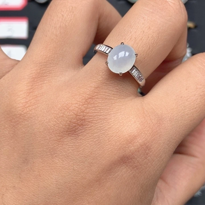 翡翠未镶嵌戒指戒指