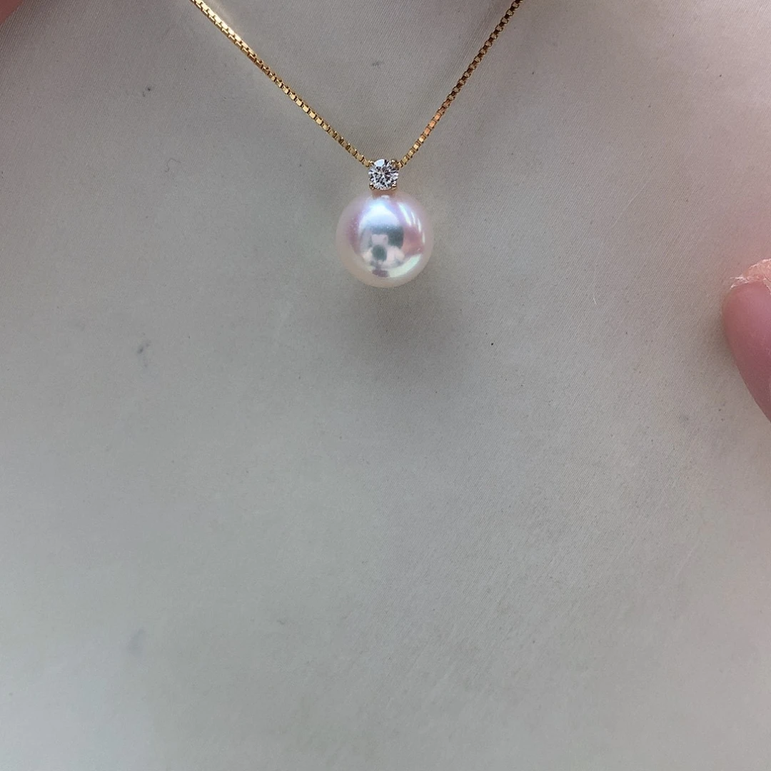 可***爱海水珍珠吊坠(赠链)18K金镶嵌8-8.5mm ak戴妃