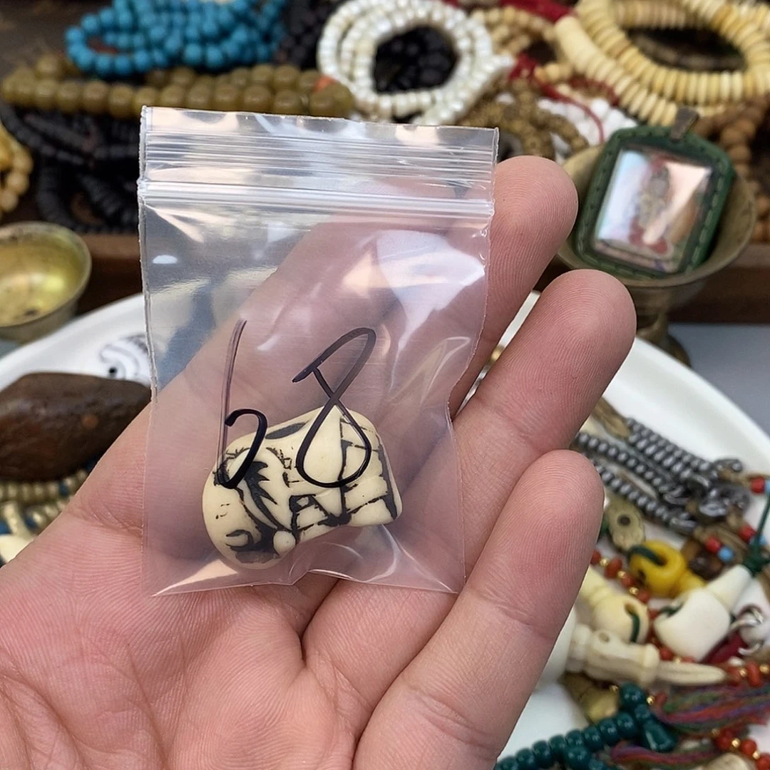 柏香籽/百香籽吊坠堂**德