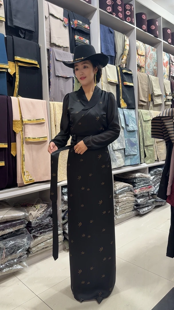 气质女装时尚藏服、黑色、长款舒适夏季必备民族风藏式传统藏族藏袍