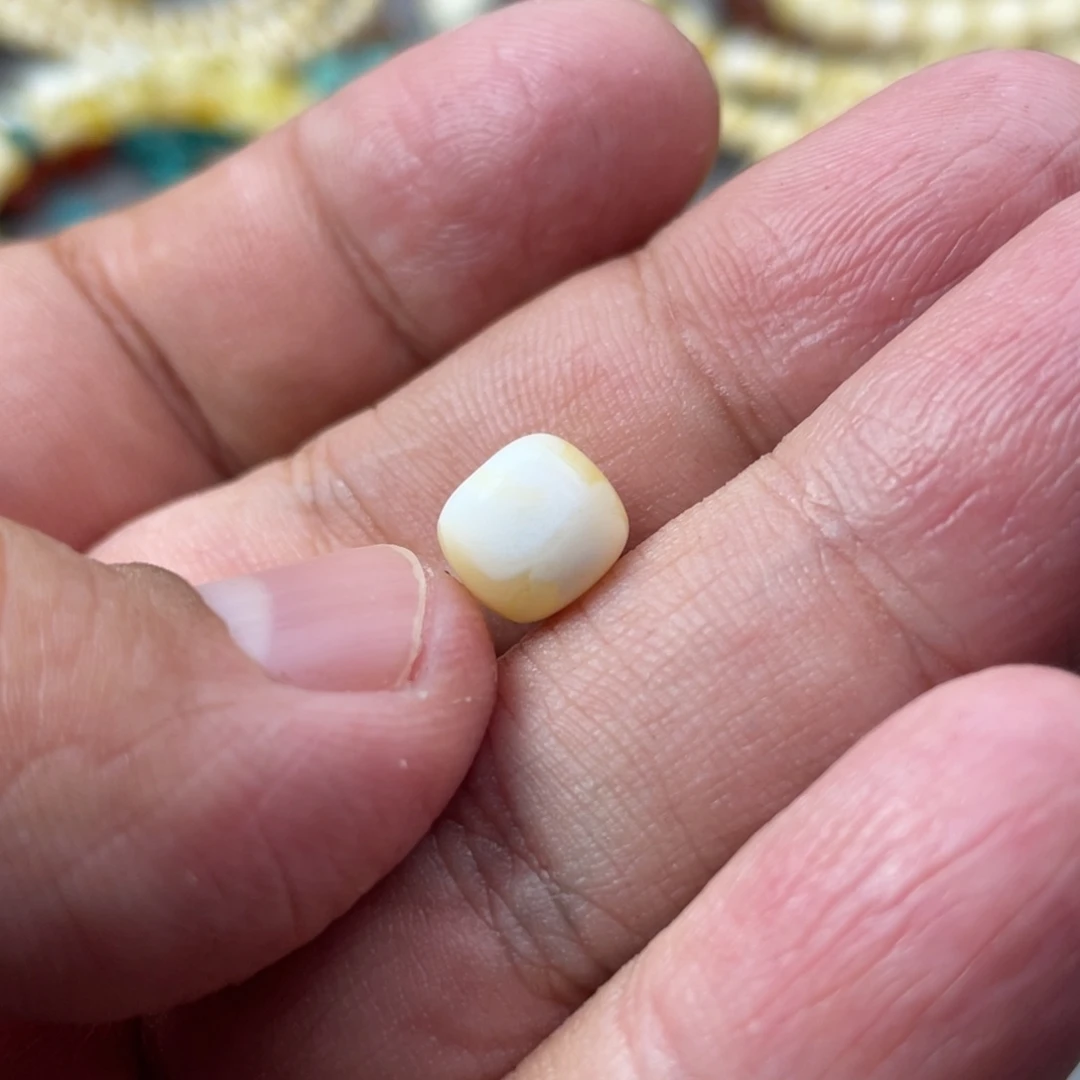 琥珀珠宝奇石未镶嵌136