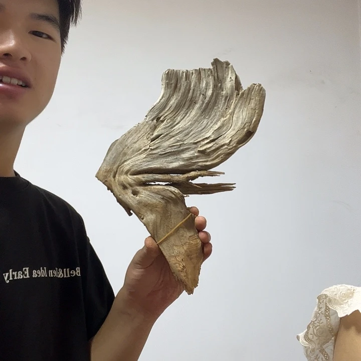 钦***瀚柏木（崖柏）我的微博视频