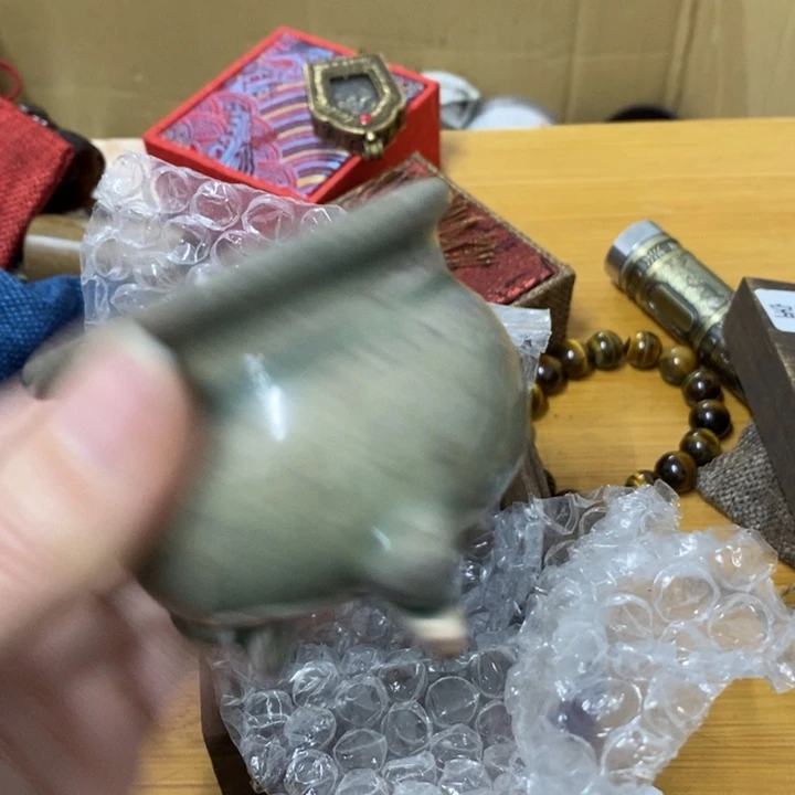 摆件哈中古工艺品树脂