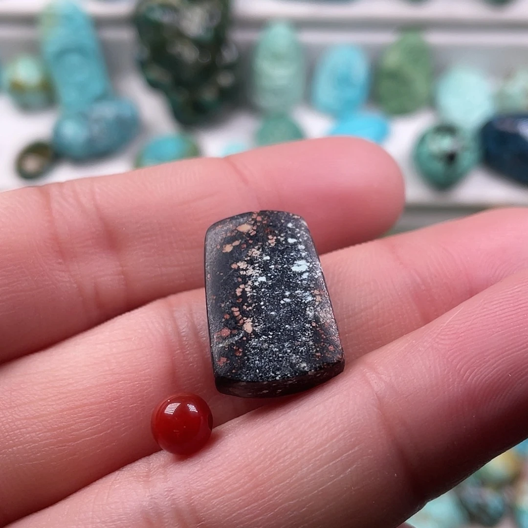 南红玛瑙未镶嵌颈饰