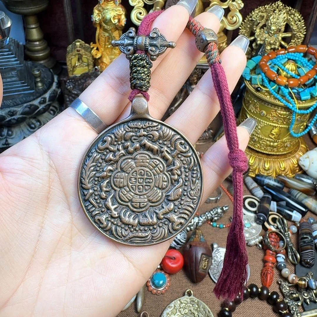 泥塑扎西德勒独特设计