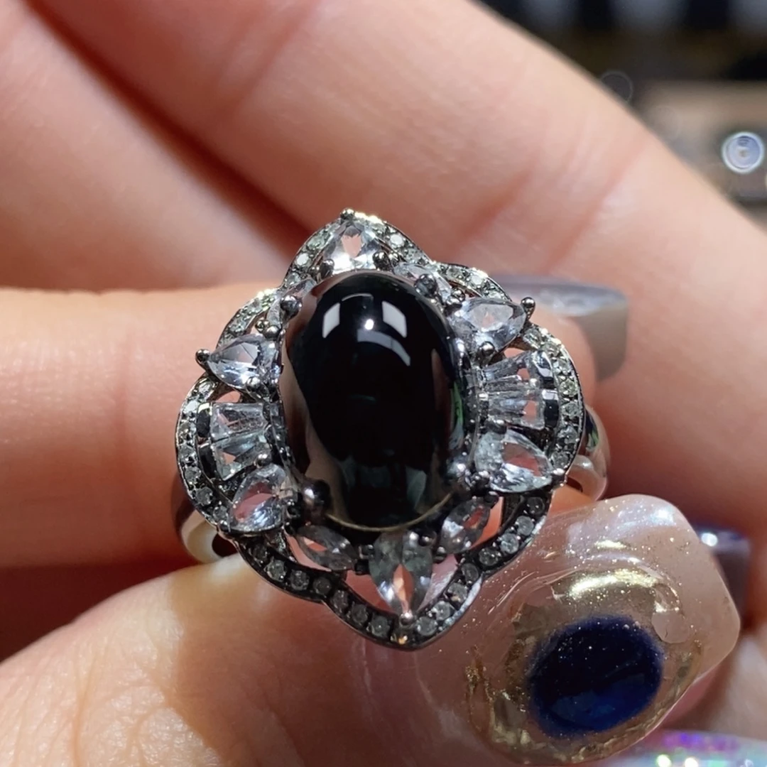 翡翠18K金镶嵌戒指