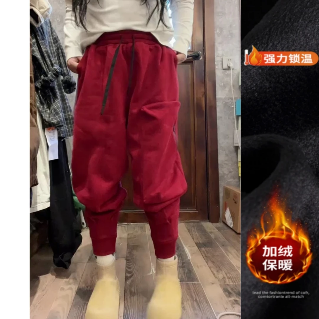 景倩妮时髦潮流设计感休闲卫裤2025年冬季新款加绒显瘦九分束脚裤