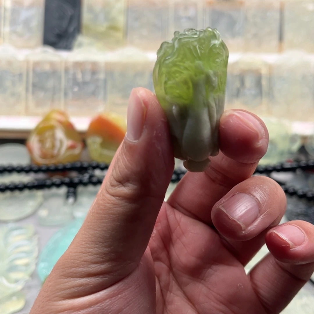 未镶嵌蛇纹石玉颈饰