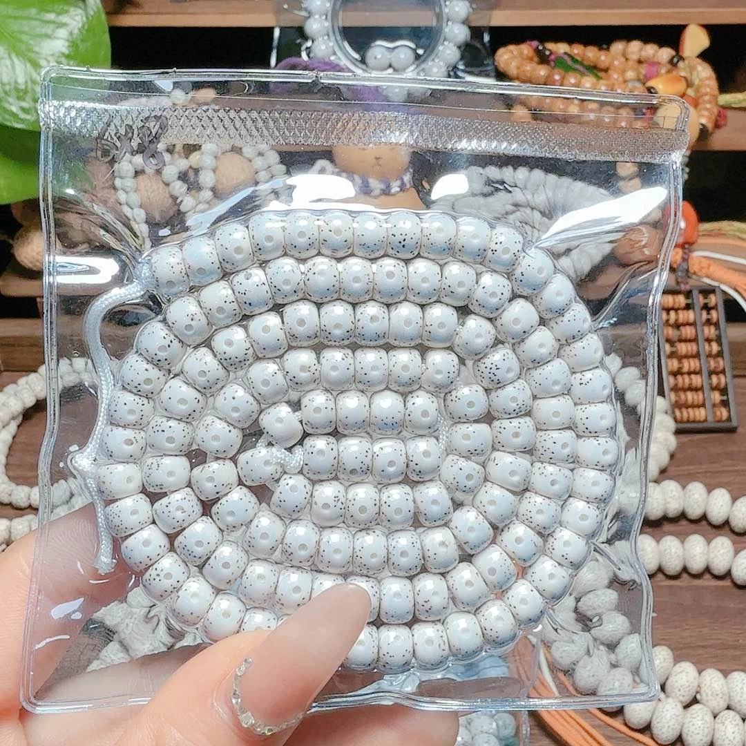 徙****吊坠星月菩提开封不退换