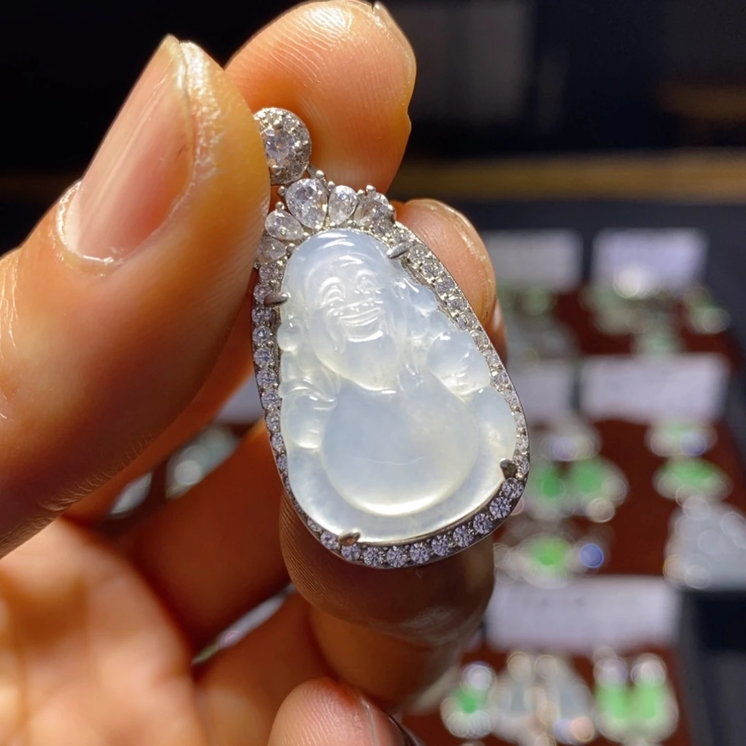 翡翠颈饰银S925镶嵌起光财神