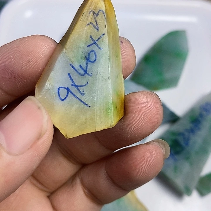翡翠散珠天然翡翠A货挂件
