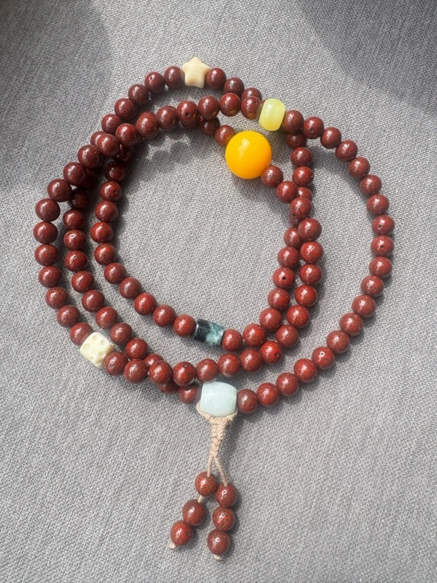 文玩原创手作老星月红皮开片搭配蜡玉墩子象小果菩提9mm108颗脖挂