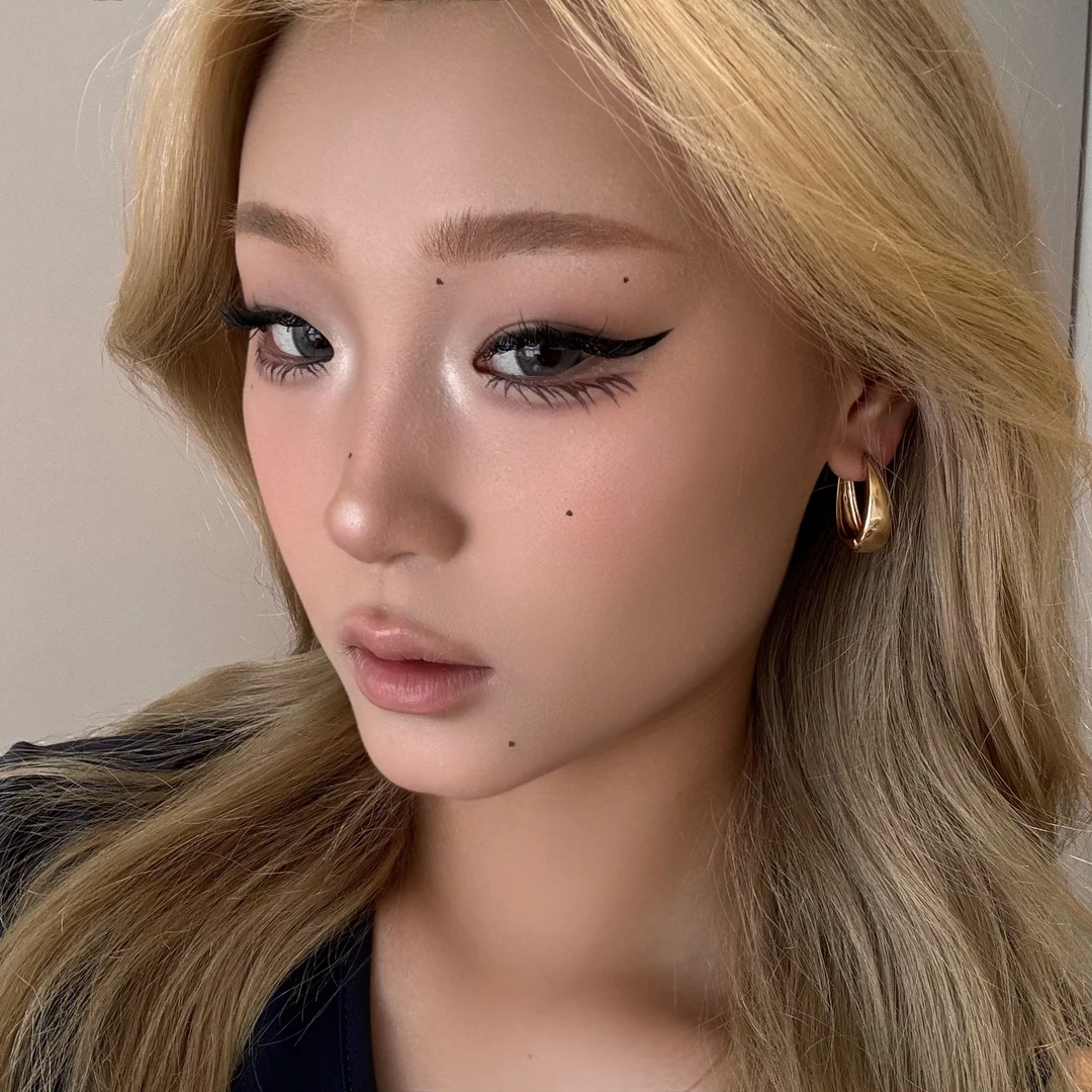 铜合金耳饰 复古港风圈圈耳环女新款爆款轻奢高级感耳圈