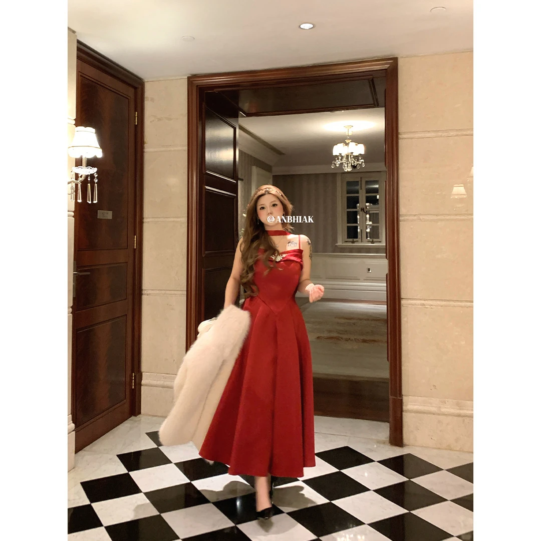 安妮不火【勃艮第晚宴】新款珠光缎面鱼骨腰镶钻领礼服裙A254Q0685