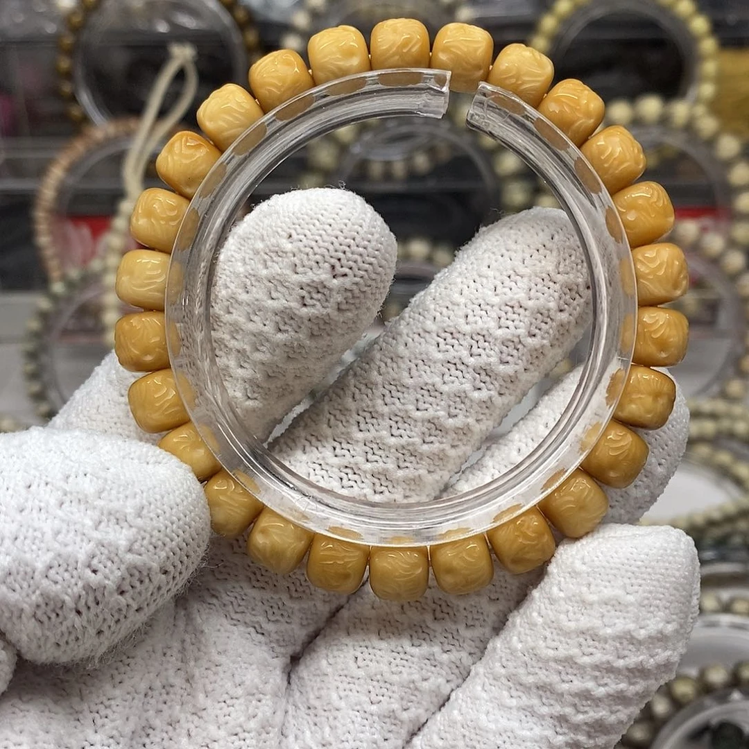 吊坠星月菩提龙脊雕刻8x7