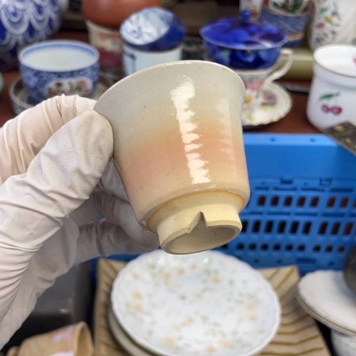 他家瓷器真美…开播了