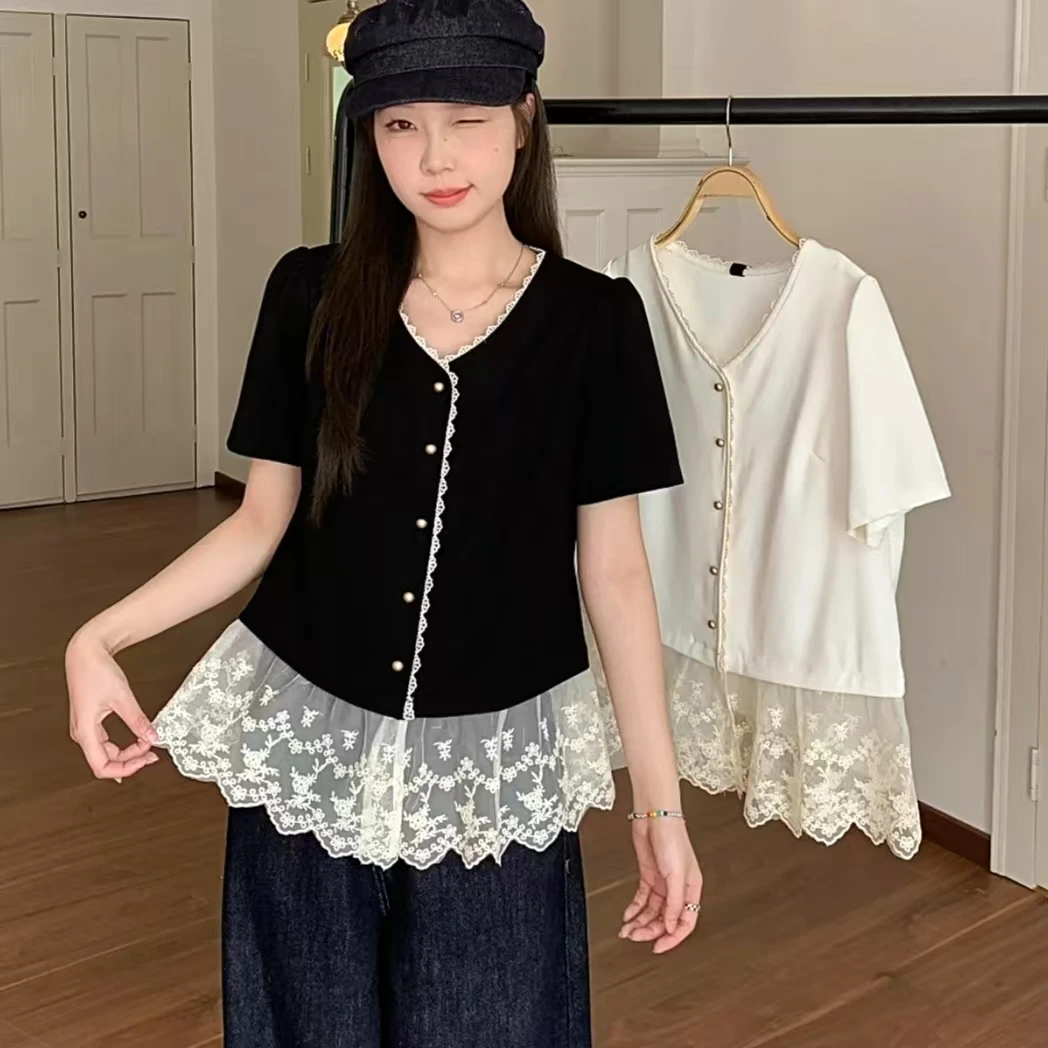 蕾丝拼接V领短袖衬衫2025夏季新款大码女装胖mm遮肉气质独特上衣