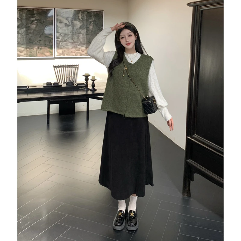 秋季新款2025年大码韩系穿搭胖mm毛衣马甲显瘦半身裙打底衫三件套