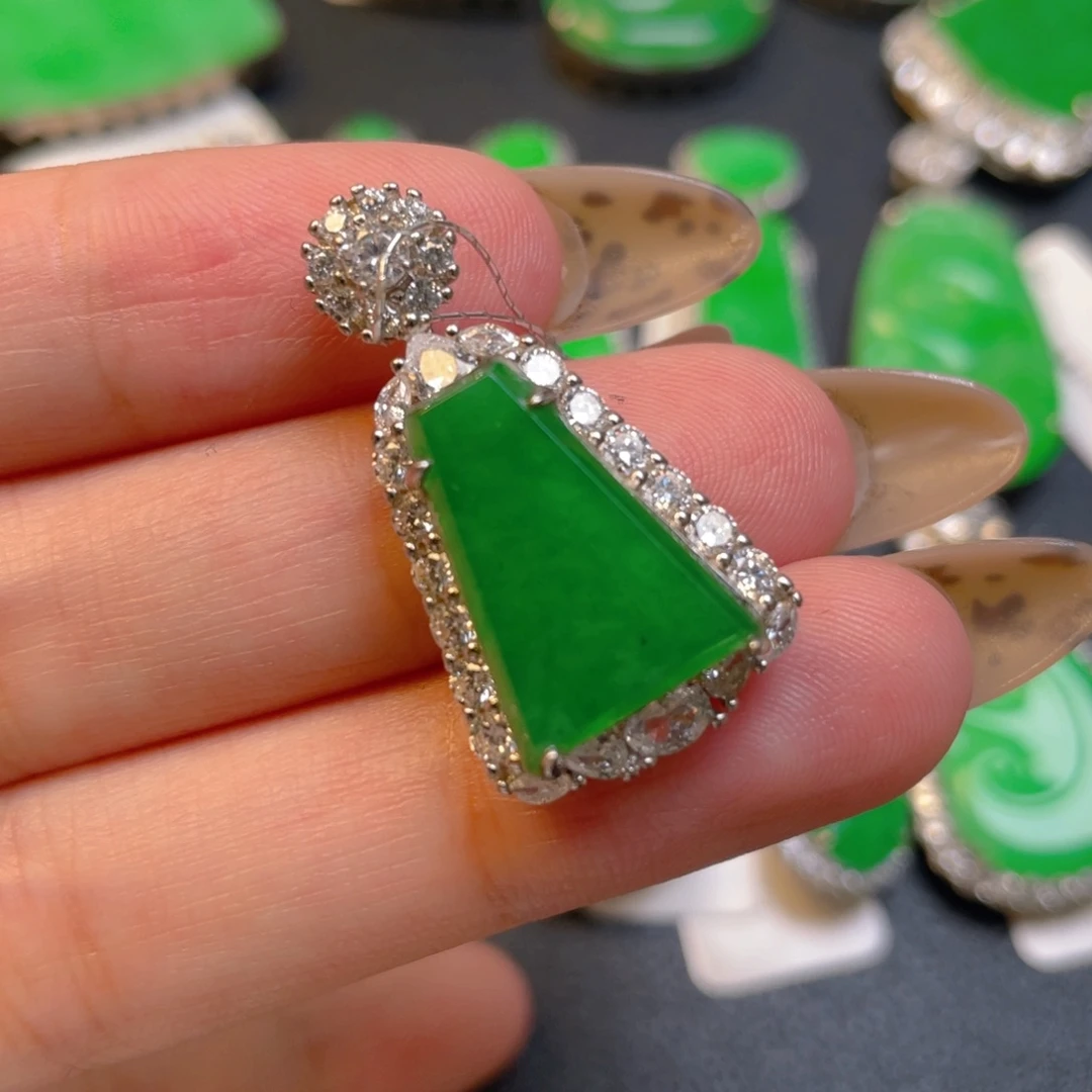 翡翠银S925镶嵌颈饰