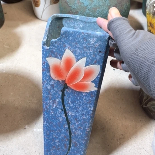 罐默认微瑕，有孔编号20-31