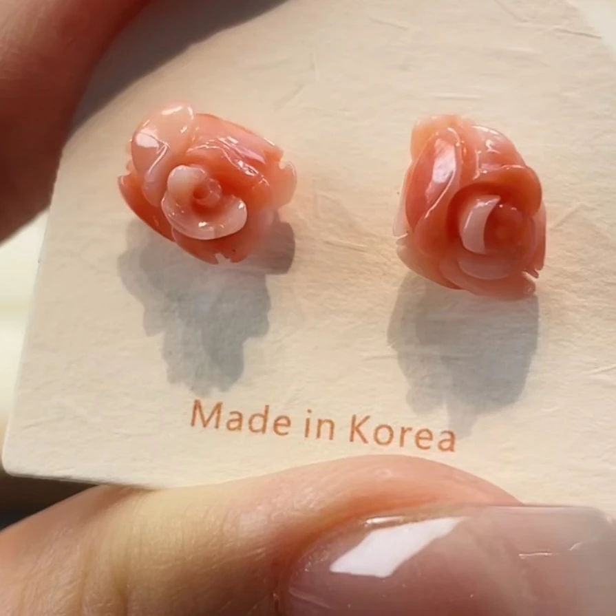 天然宝石红珊瑚耳饰